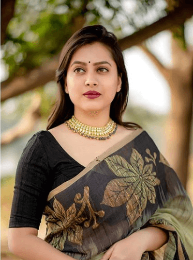 Indian Style Simple Sari & Blouse Designs Bhadar 10