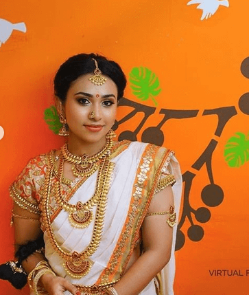 Unique South Indian Bridal Jewelry Ideas 12